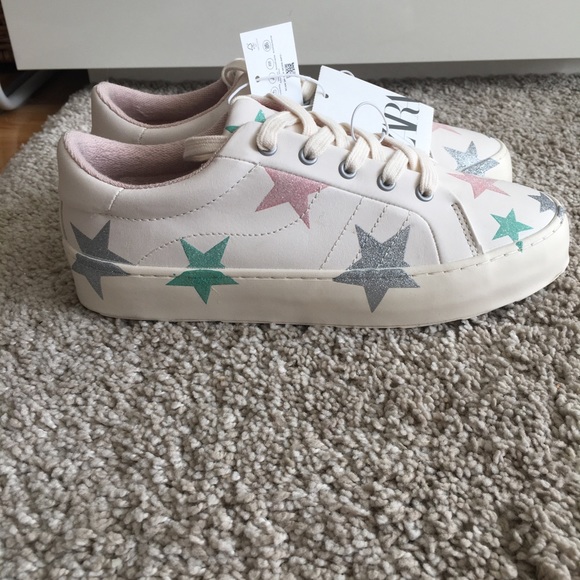 Zara white sneakers with stars - Picture 2 of 5